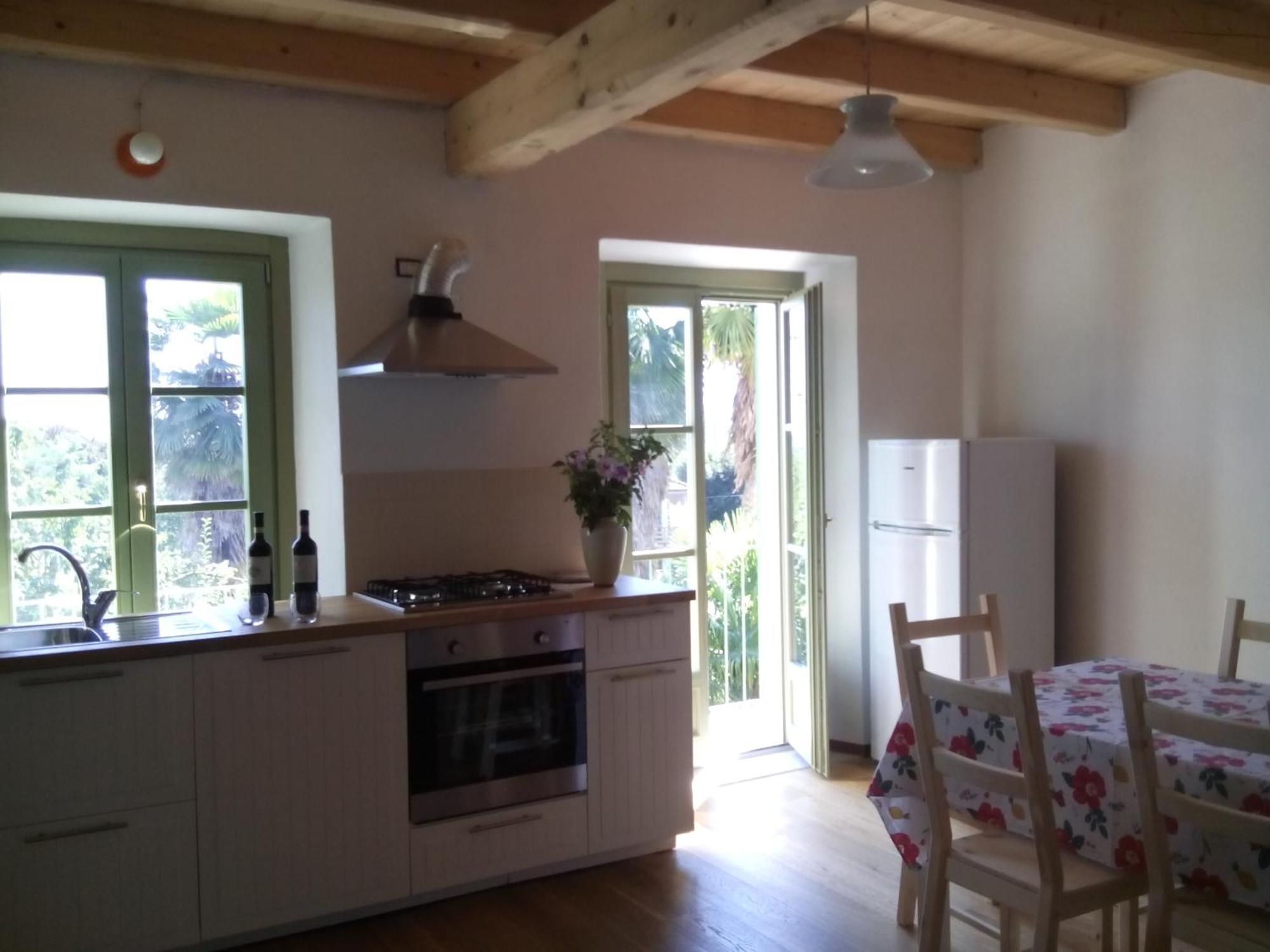 Appartamento La Camelia Ameno Room photo