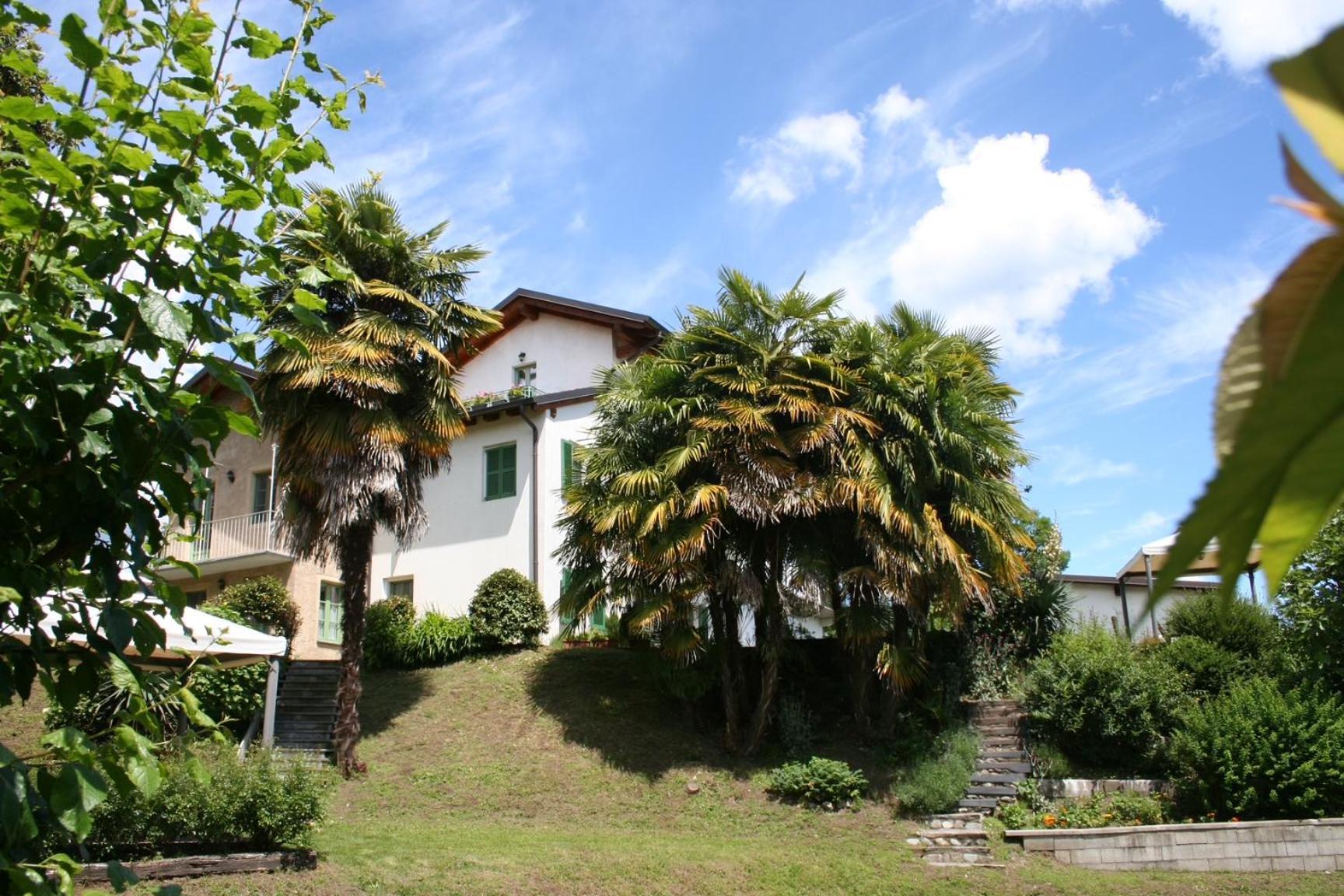Appartamento La Camelia Ameno Exterior photo